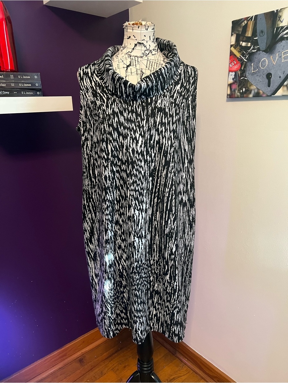 Lane Bryant Sleeveless Black & White Abstract Print Dress